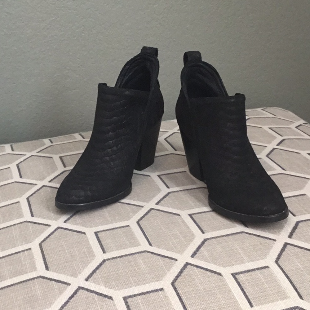 Jeffrey Campbell bootie